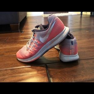 Nike Air Zoom Pegasus 33 running shoes